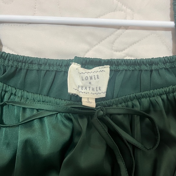 Dark Green Silk Puff Sleeve Peplum Blouse - Picture 3 of 3